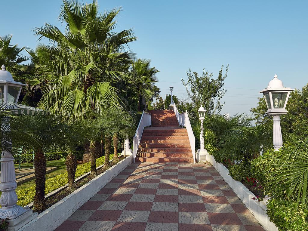Club Mahindra Kandāghāt Extérieur photo